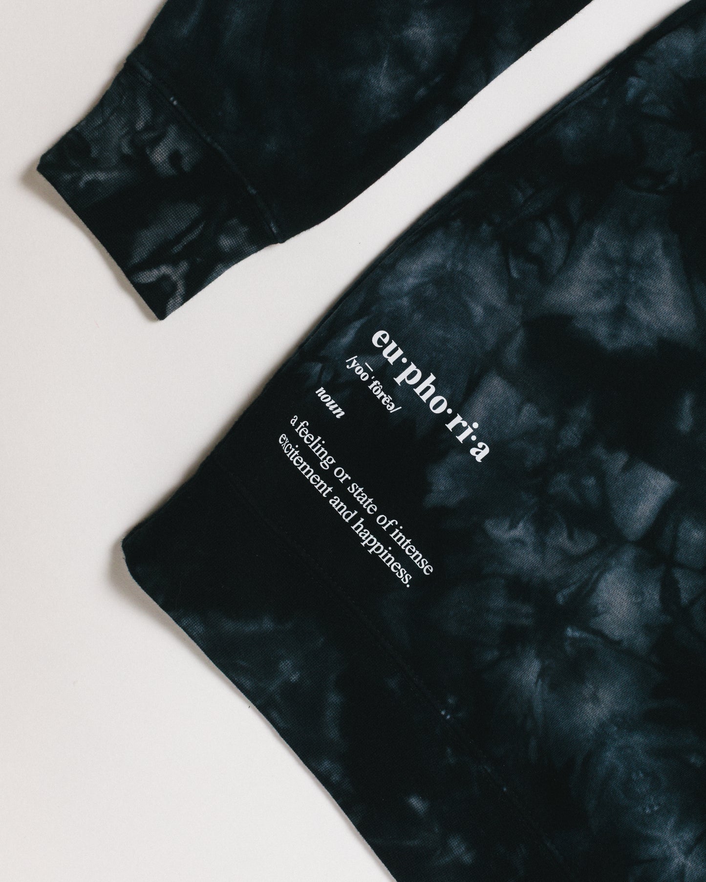 Can’t Contain Me Crewneck